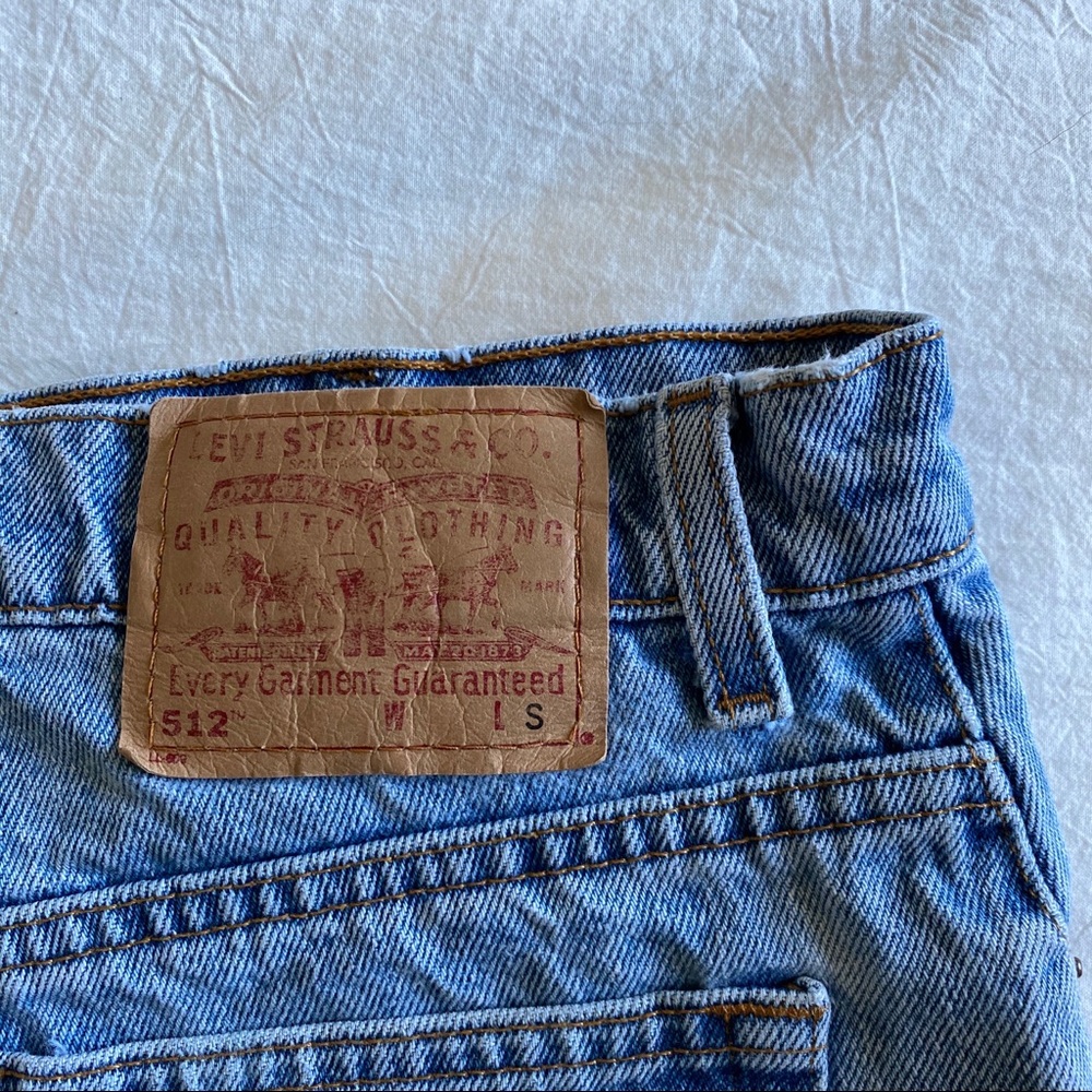 LEVI Light Wash Denim Shorts